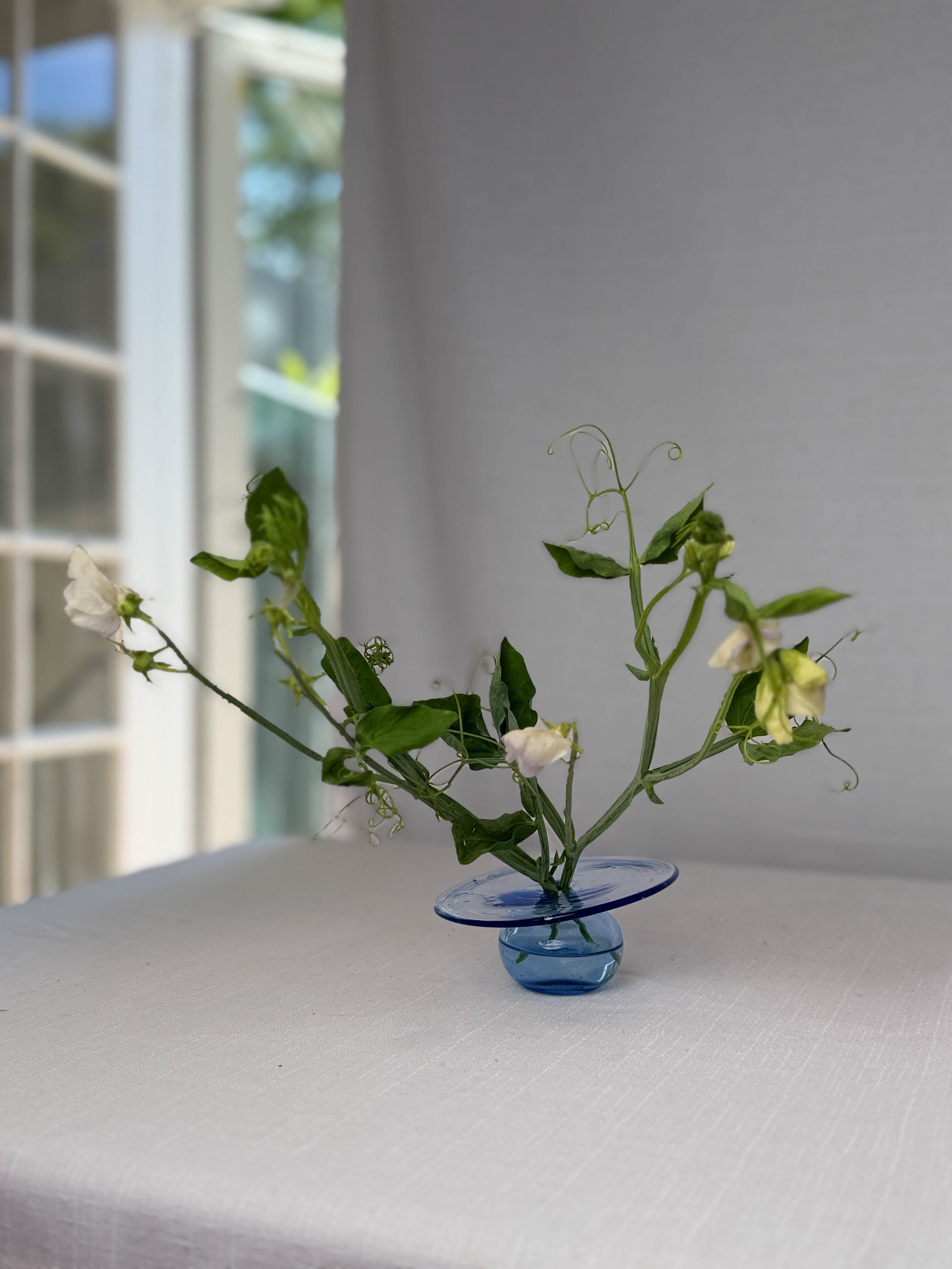 Mouth-blown recycled Glass Bud Vase (Light Blue)